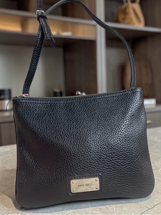 Nine West Handbags - Nine West Black Pebbled Crossbody Bag Silver Logo Plaque Purse